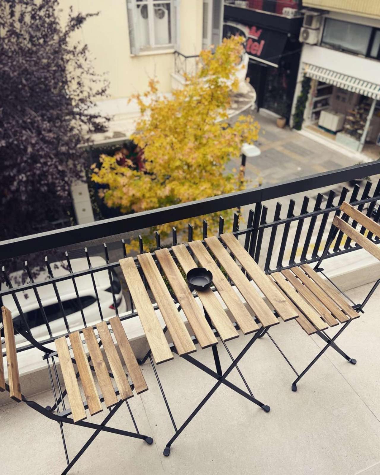 Luxurious Wooden Detail Flat In City Center Chalkís 外观 照片
